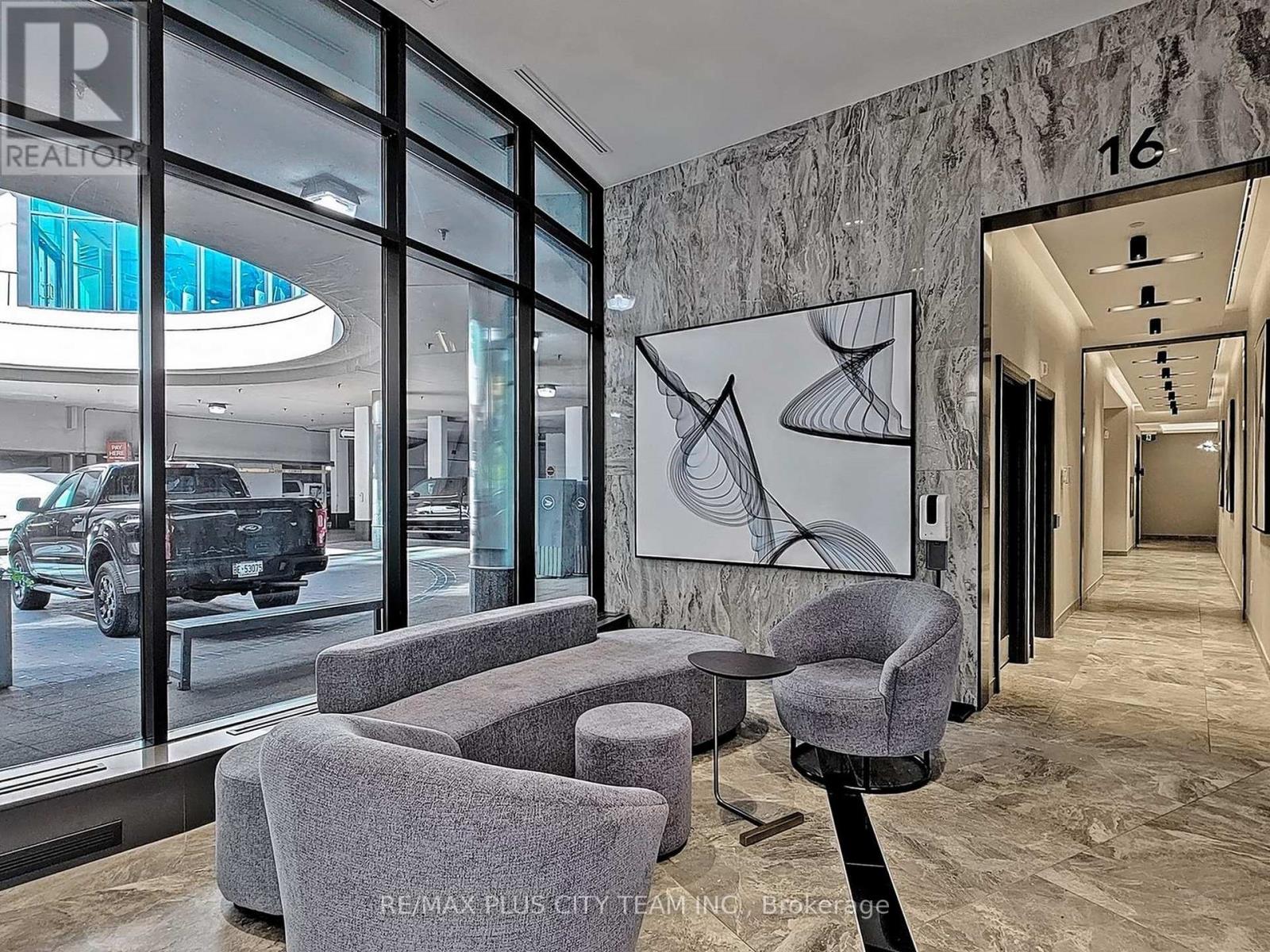 502 - 16 YONGE STREET, Toronto (Waterfront Communities), Ontario, M5E2A1 — Photo 4