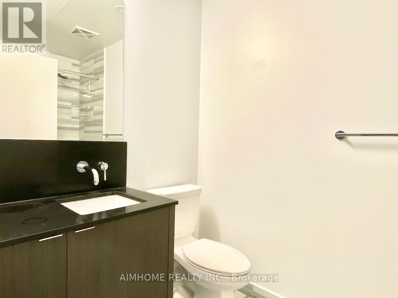 6705 - 100 HARBOUR STREET, Toronto (Waterfront Communities), Ontario, M5J0B5 — Photo 9