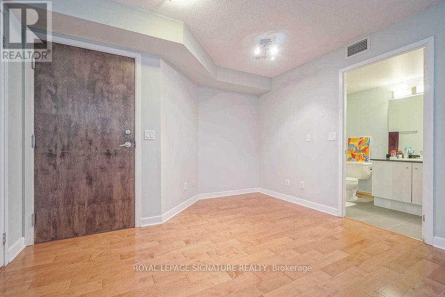 1711 - 12 YONGE STREET, Toronto (Waterfront Communities), Ontario, M5E1Z9 — Photo 7