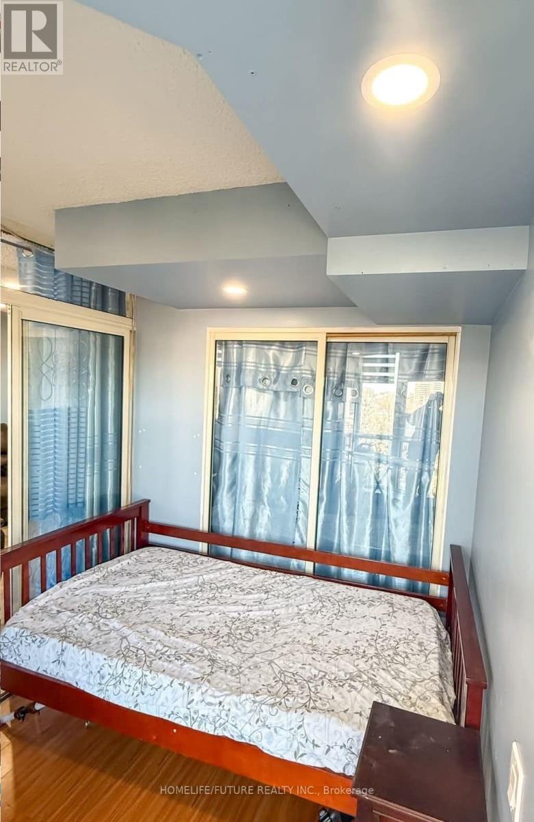 708 - 2460 EGLINTON AVENUE E, Toronto (Eglinton East), Ontario, M1K5J7 — Photo 8