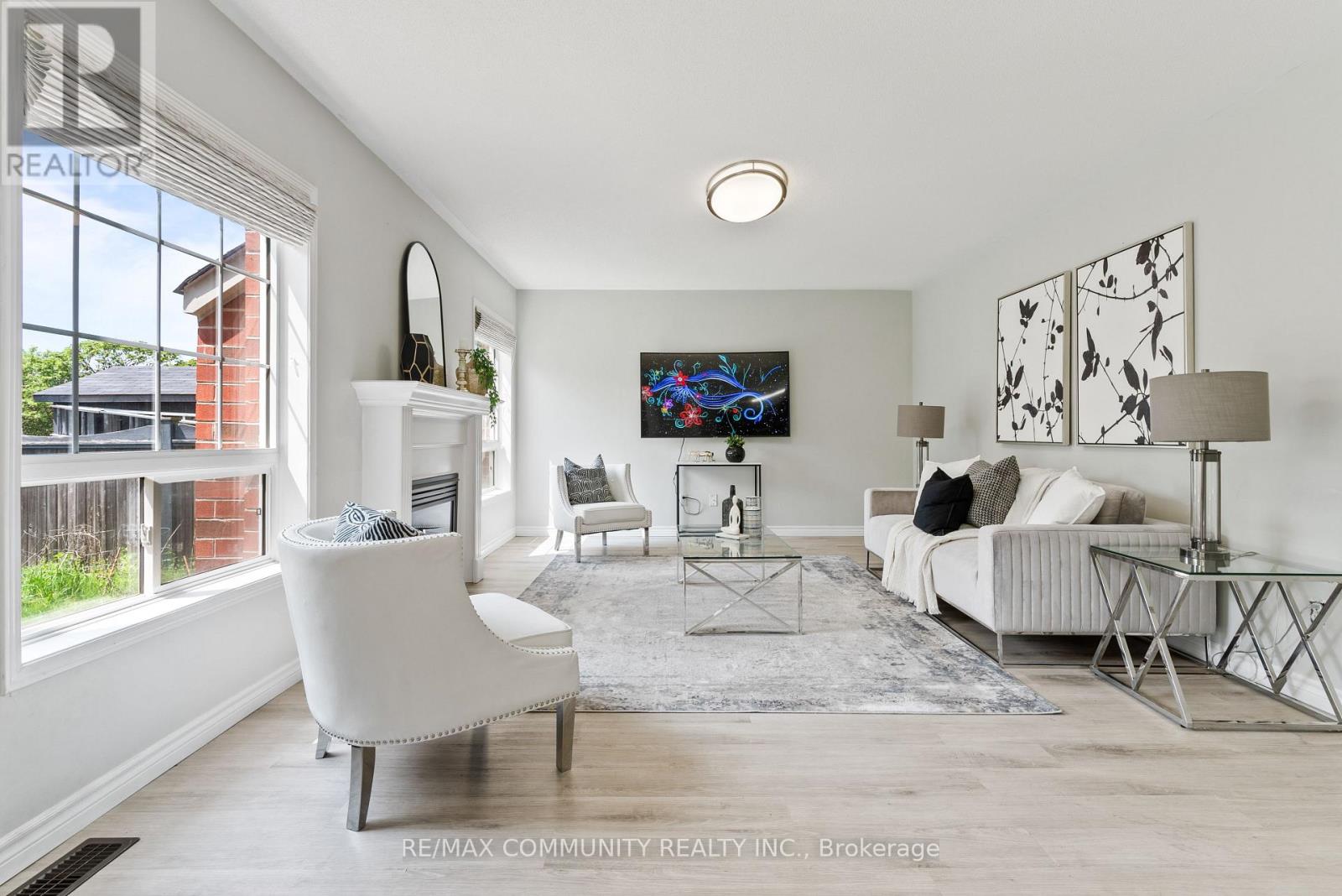 1081 LANGFORD STREET, Oshawa (Eastdale), Ontario, L1K2V9 — Photo 12