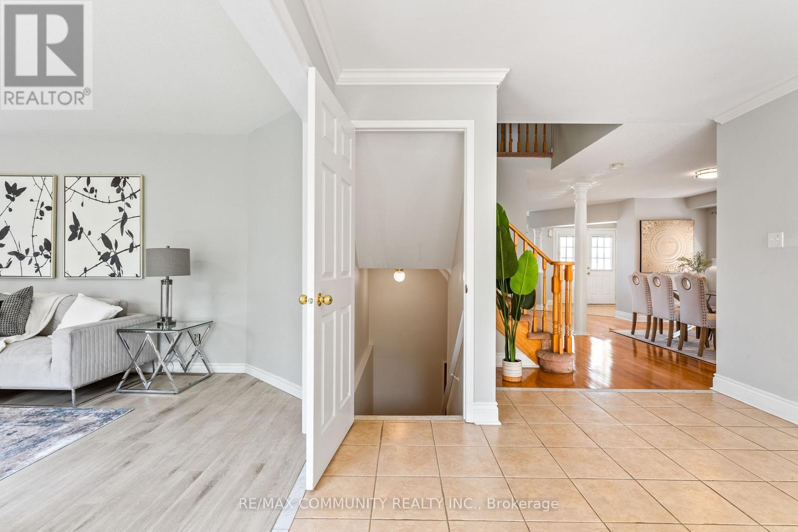 1081 LANGFORD STREET, Oshawa (Eastdale), Ontario, L1K2V9 — Photo 35