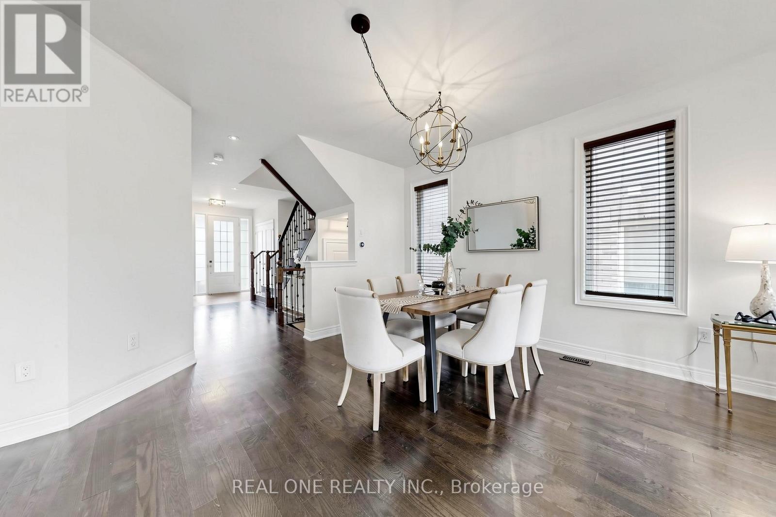 26 MONDIAL CRESCENT, East Gwillimbury (Queensville), Ontario, L0G1R0 — Photo 10