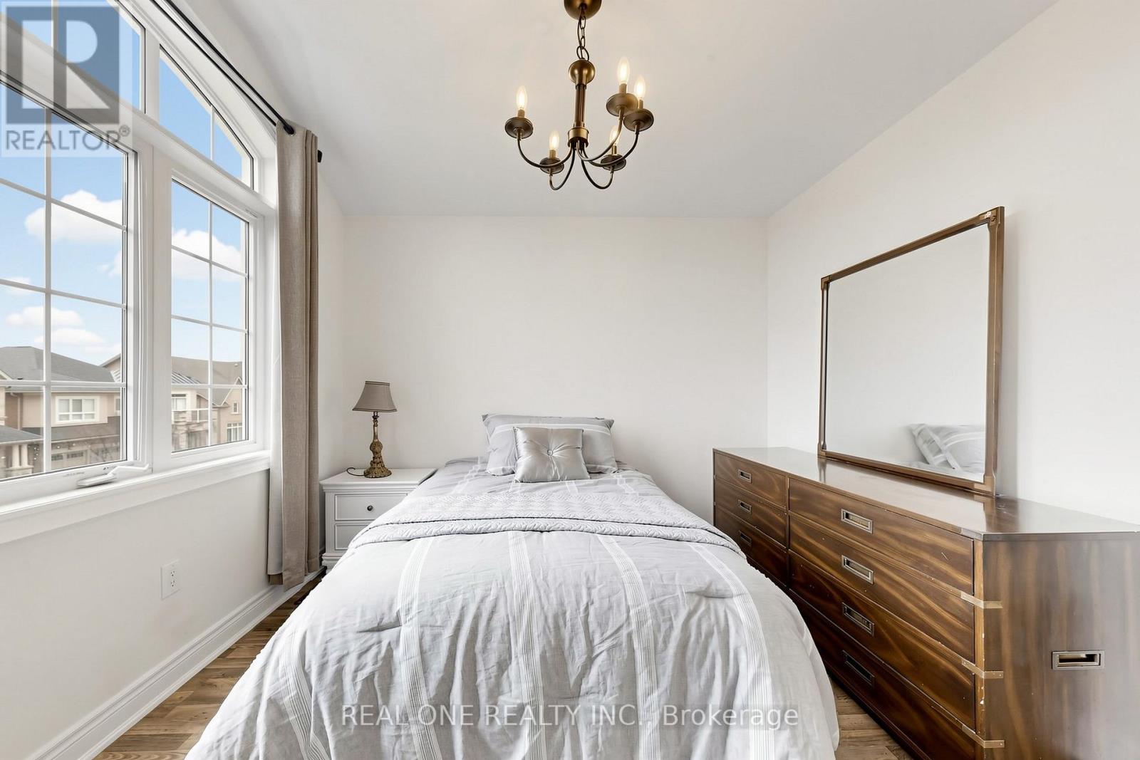 26 MONDIAL CRESCENT, East Gwillimbury (Queensville), Ontario, L0G1R0 — Photo 29