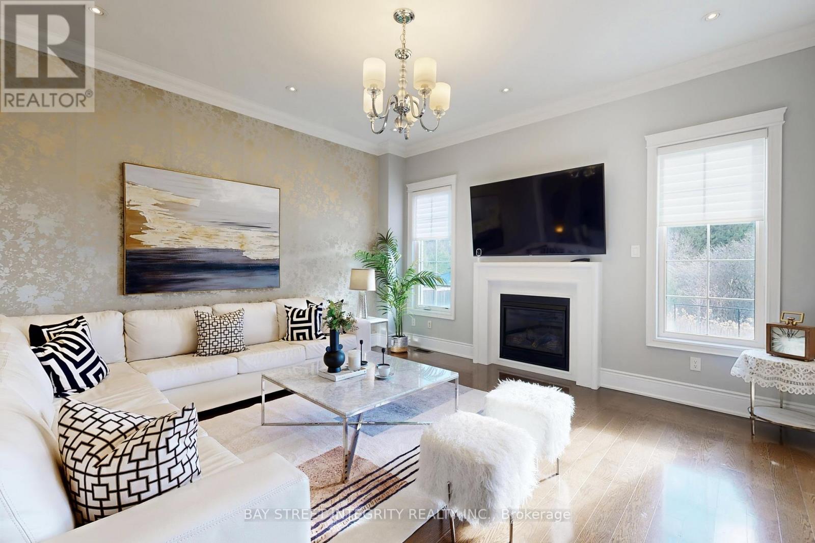 170 CRANE STREET, Aurora, Ontario, L4G0W2 — Photo 4