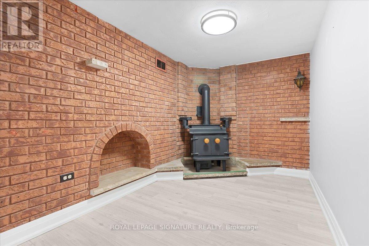 90A BICKNELL AVENUE, Toronto (Keelesdale-Eglinton West), Ontario, M6M4G7 — Photo 19