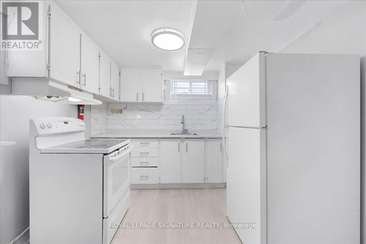 90A BICKNELL AVENUE, Toronto (Keelesdale-Eglinton West), Ontario, M6M4G7 — Photo 25