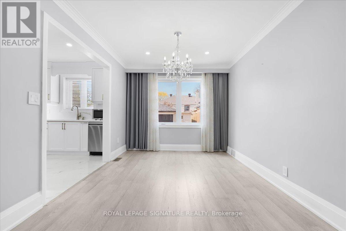 90A BICKNELL AVENUE, Toronto (Keelesdale-Eglinton West), Ontario, M6M4G7 — Photo 6