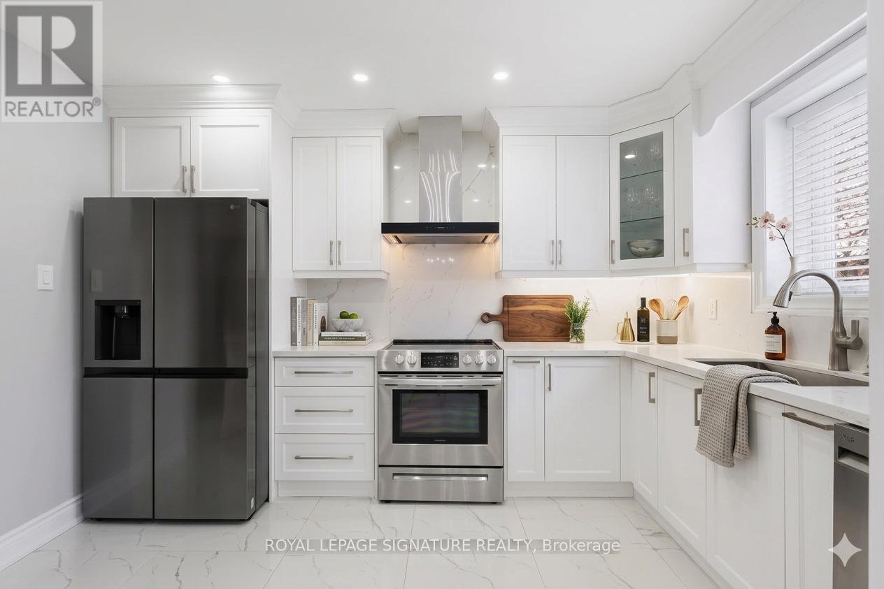 90A BICKNELL AVENUE, Toronto (Keelesdale-Eglinton West), Ontario, M6M4G7 — Photo 8