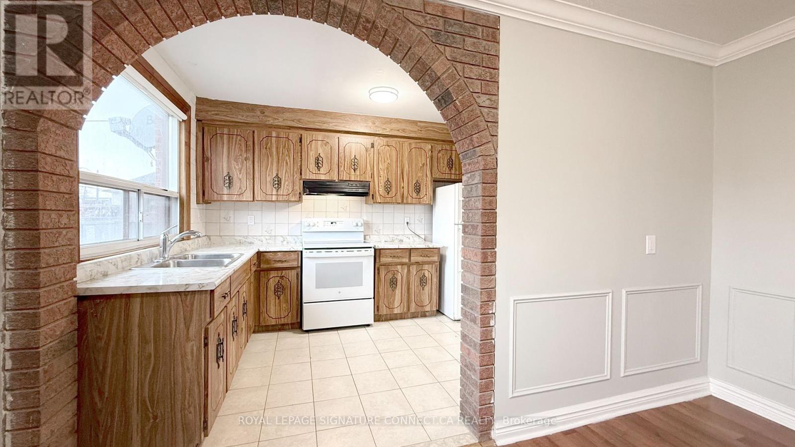 56 SNIDER AVENUE, Toronto (Briar Hill-Belgravia), Ontario, M6E4R9 — Photo 8