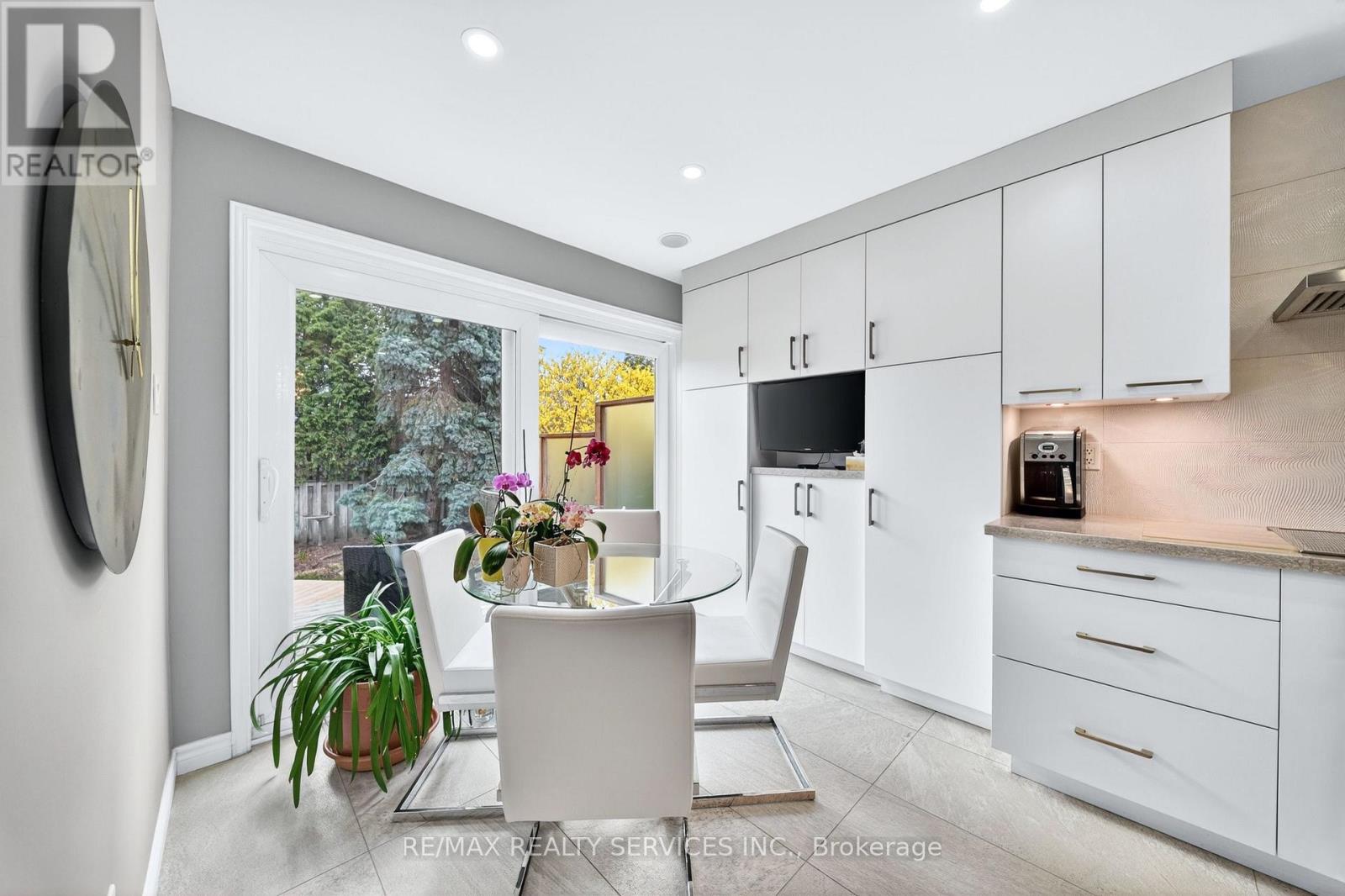 52 NOTTINGHAM CRESCENT, Brampton (Westgate), Ontario, L6S4G4 — Photo 19