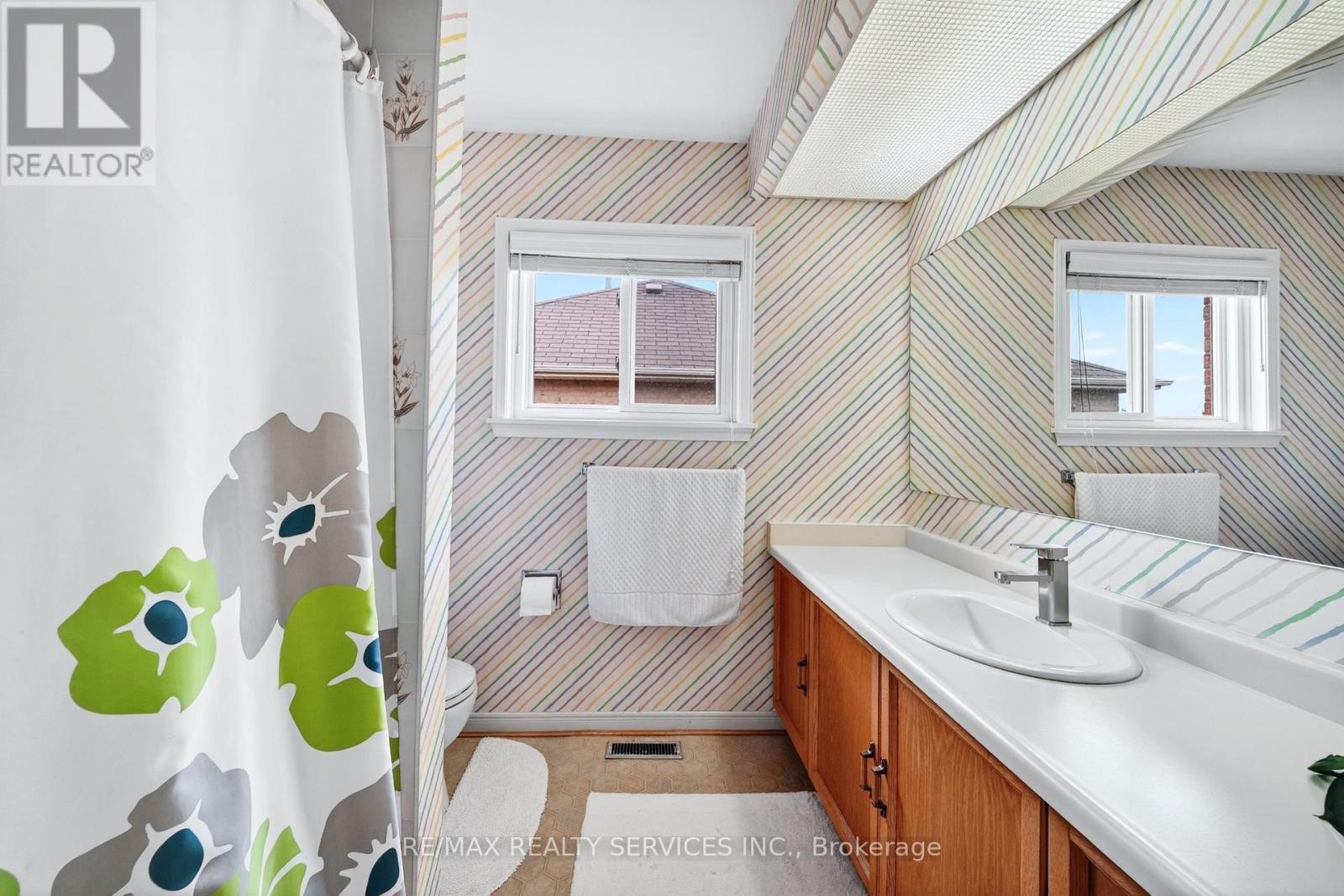 52 NOTTINGHAM CRESCENT, Brampton (Westgate), Ontario, L6S4G4 — Photo 36