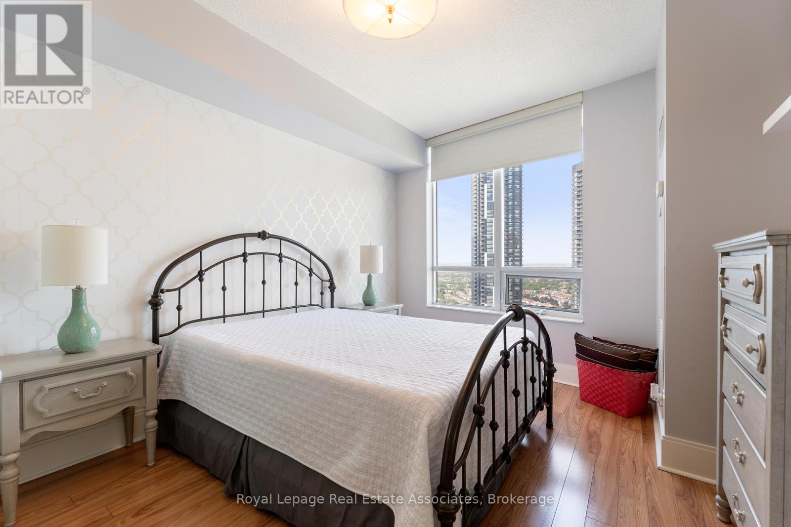 2604 - 330 BURNHAMTHORPE ROAD W, Mississauga (City Centre), Ontario, L5C4P4 — Photo 14