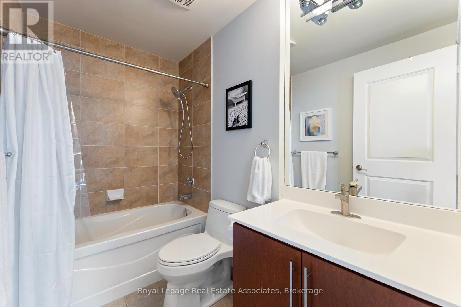 2604 - 330 BURNHAMTHORPE ROAD W, Mississauga (City Centre), Ontario, L5C4P4 — Photo 18