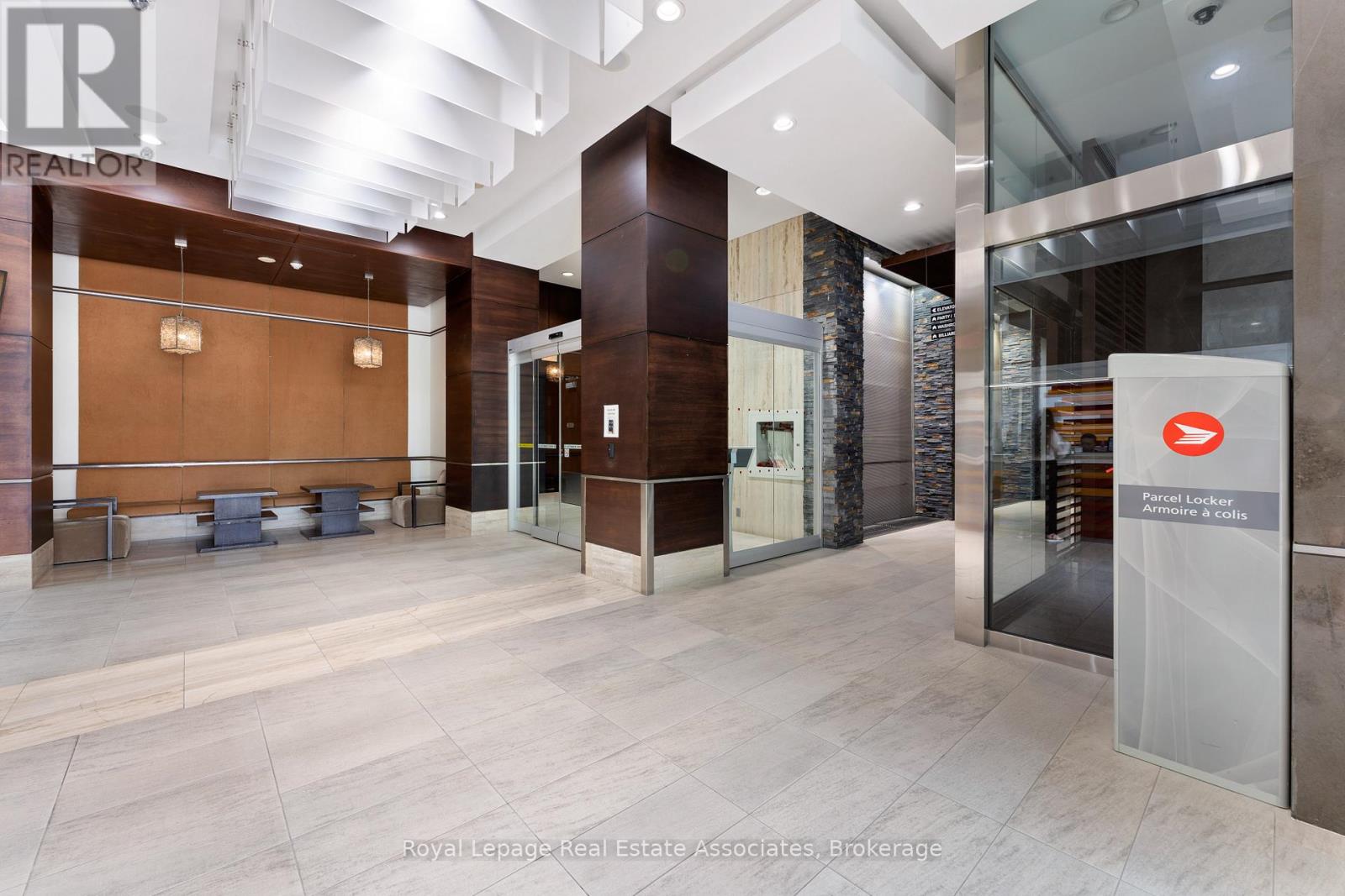 2604 - 330 BURNHAMTHORPE ROAD W, Mississauga (City Centre), Ontario, L5C4P4 — Photo 24