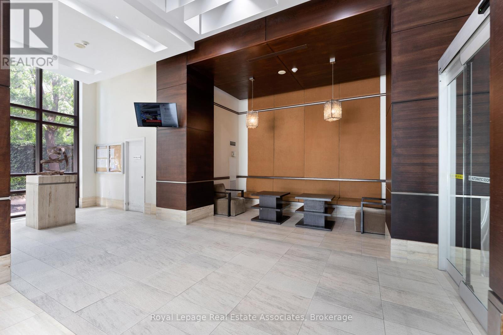 2604 - 330 BURNHAMTHORPE ROAD W, Mississauga (City Centre), Ontario, L5C4P4 — Photo 25