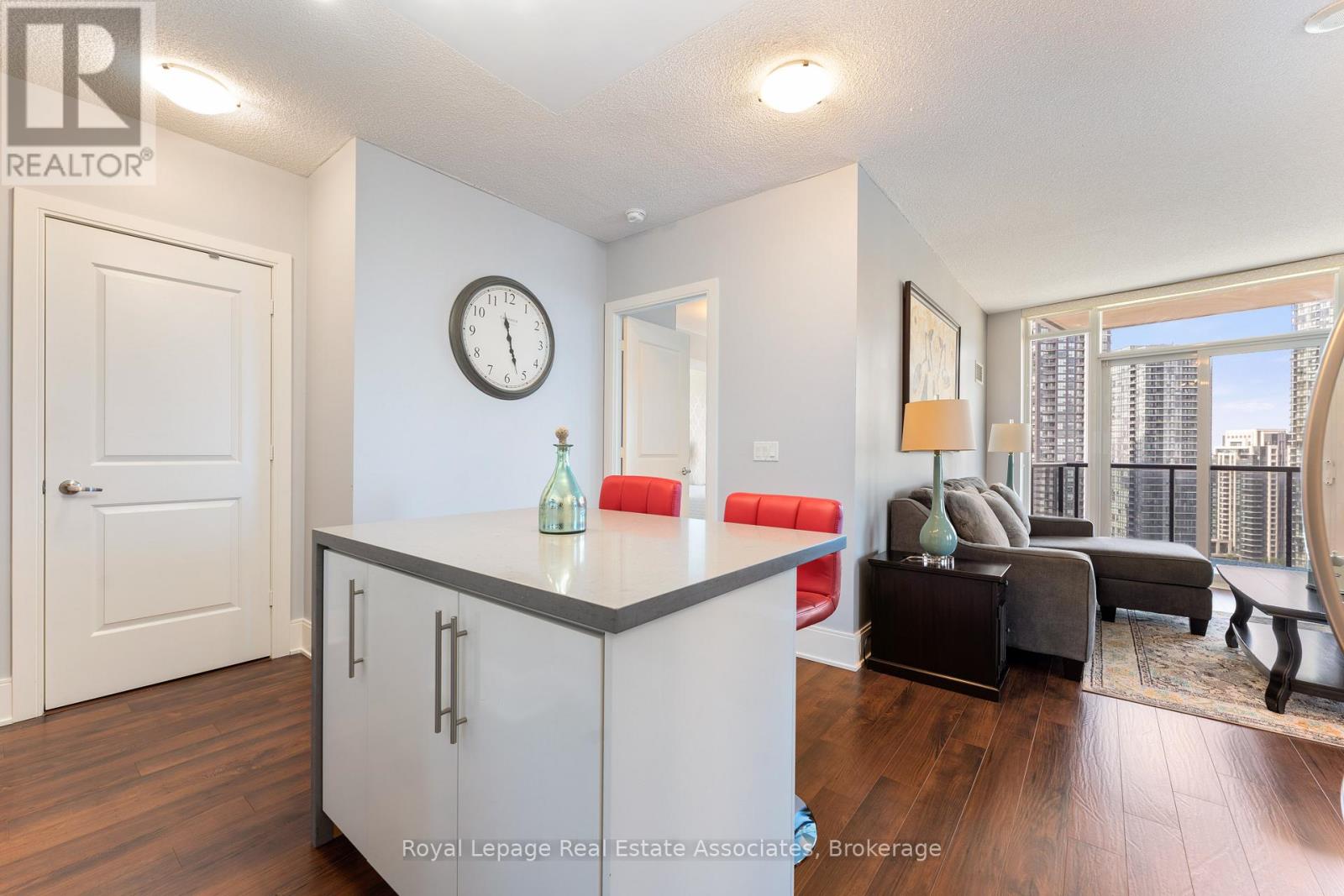 2604 - 330 BURNHAMTHORPE ROAD W, Mississauga (City Centre), Ontario, L5C4P4 — Photo 6