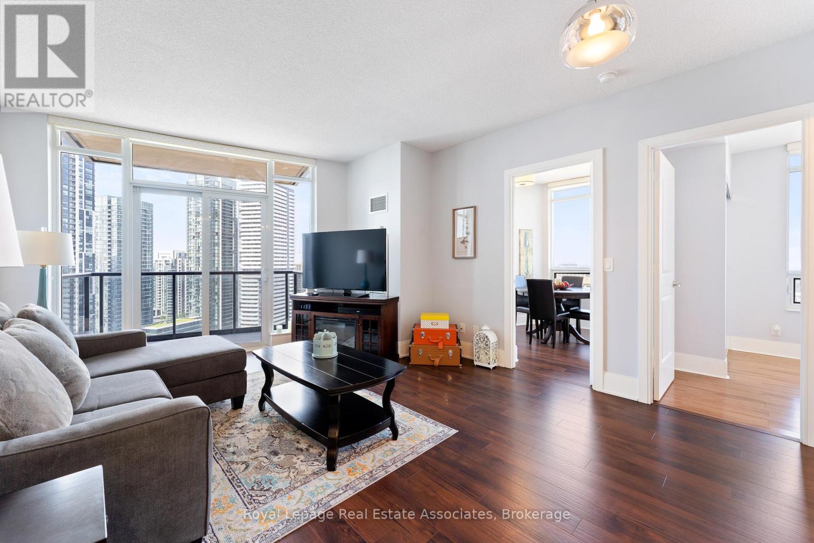 2604 - 330 BURNHAMTHORPE ROAD W, Mississauga (City Centre), Ontario, L5C4P4 — Photo 8