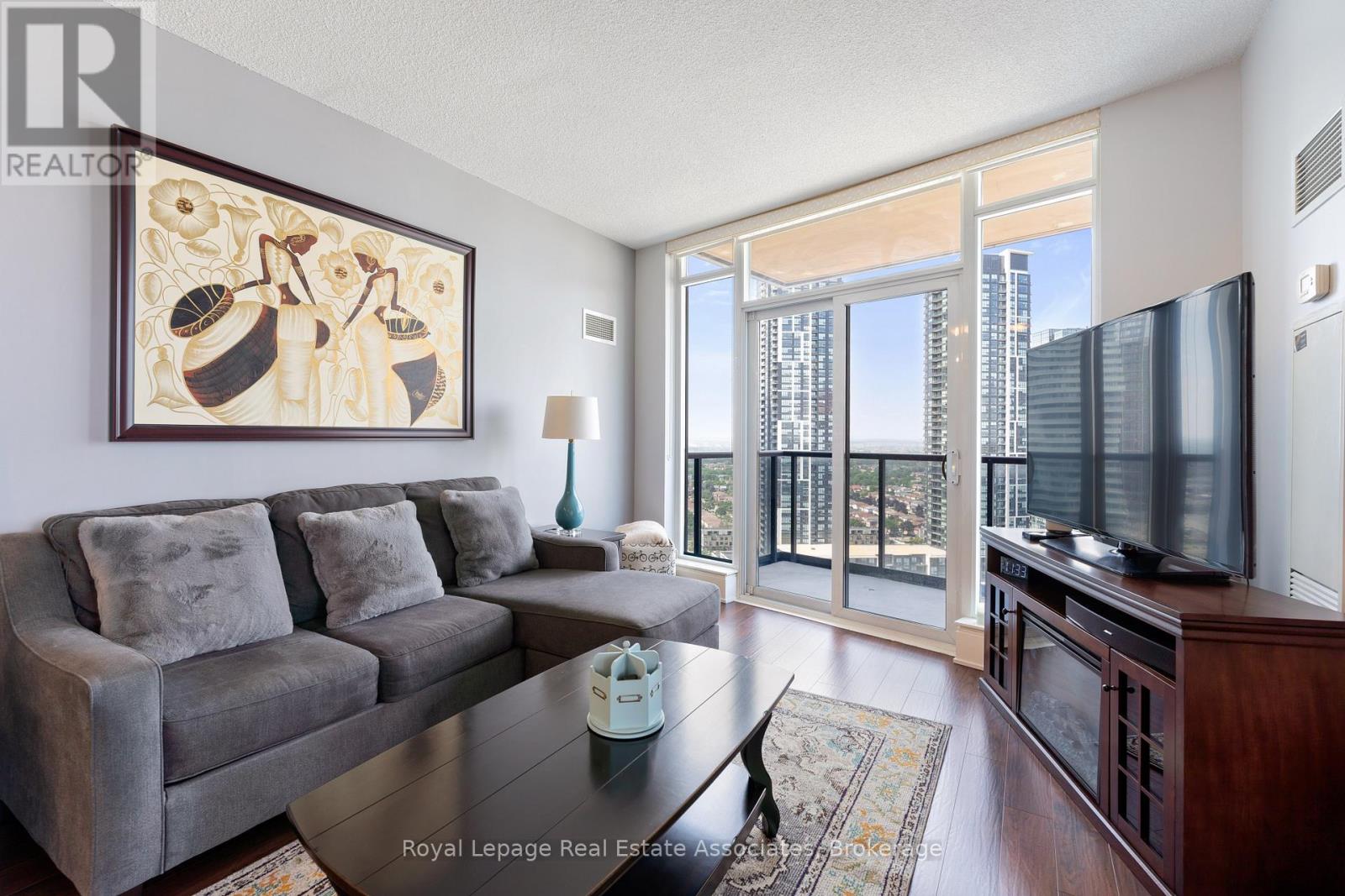 2604 - 330 BURNHAMTHORPE ROAD W, Mississauga (City Centre), Ontario, L5C4P4 — Photo 9