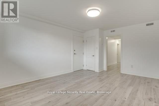 LOWER - 148 PORTLAND STREET, Toronto (Mimico), Ontario, M8Y1B2 — Photo 12