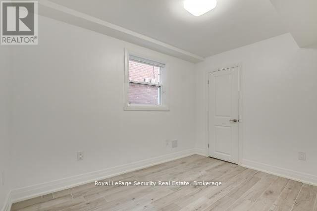 LOWER - 148 PORTLAND STREET, Toronto (Mimico), Ontario, M8Y1B2 — Photo 9