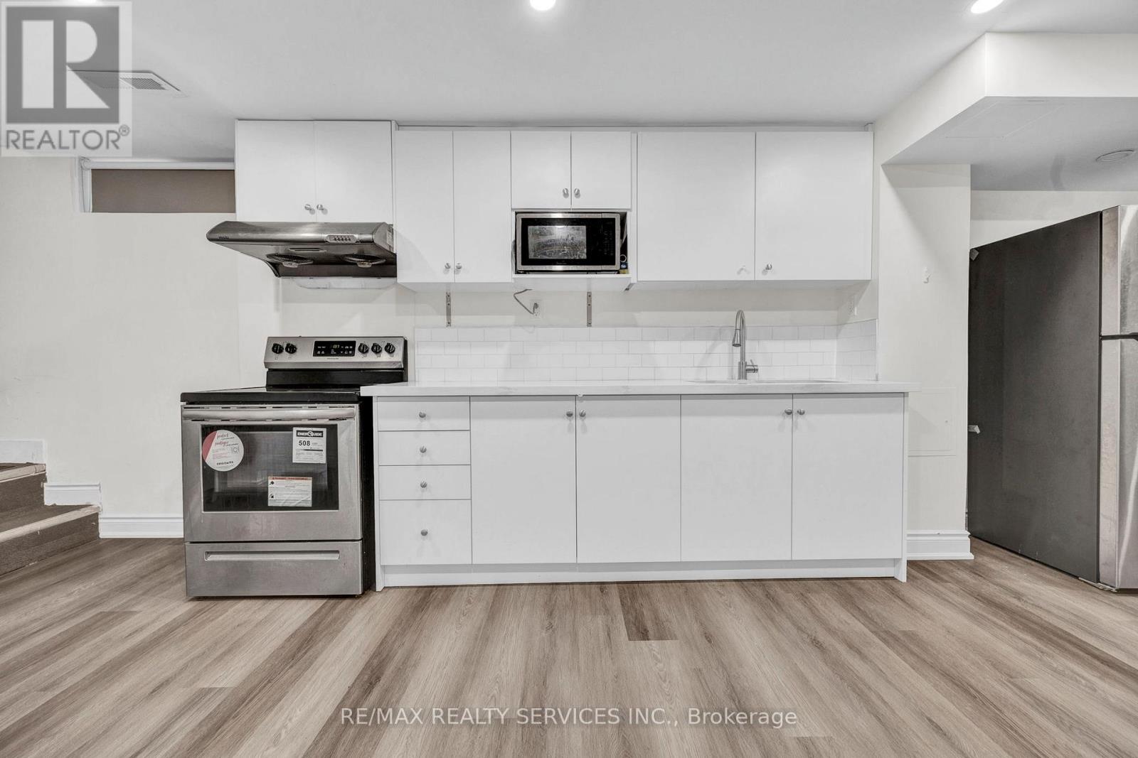 115 UPLANDS DRIVE, Kitchener, Ontario, N2M4X3 — Photo 19