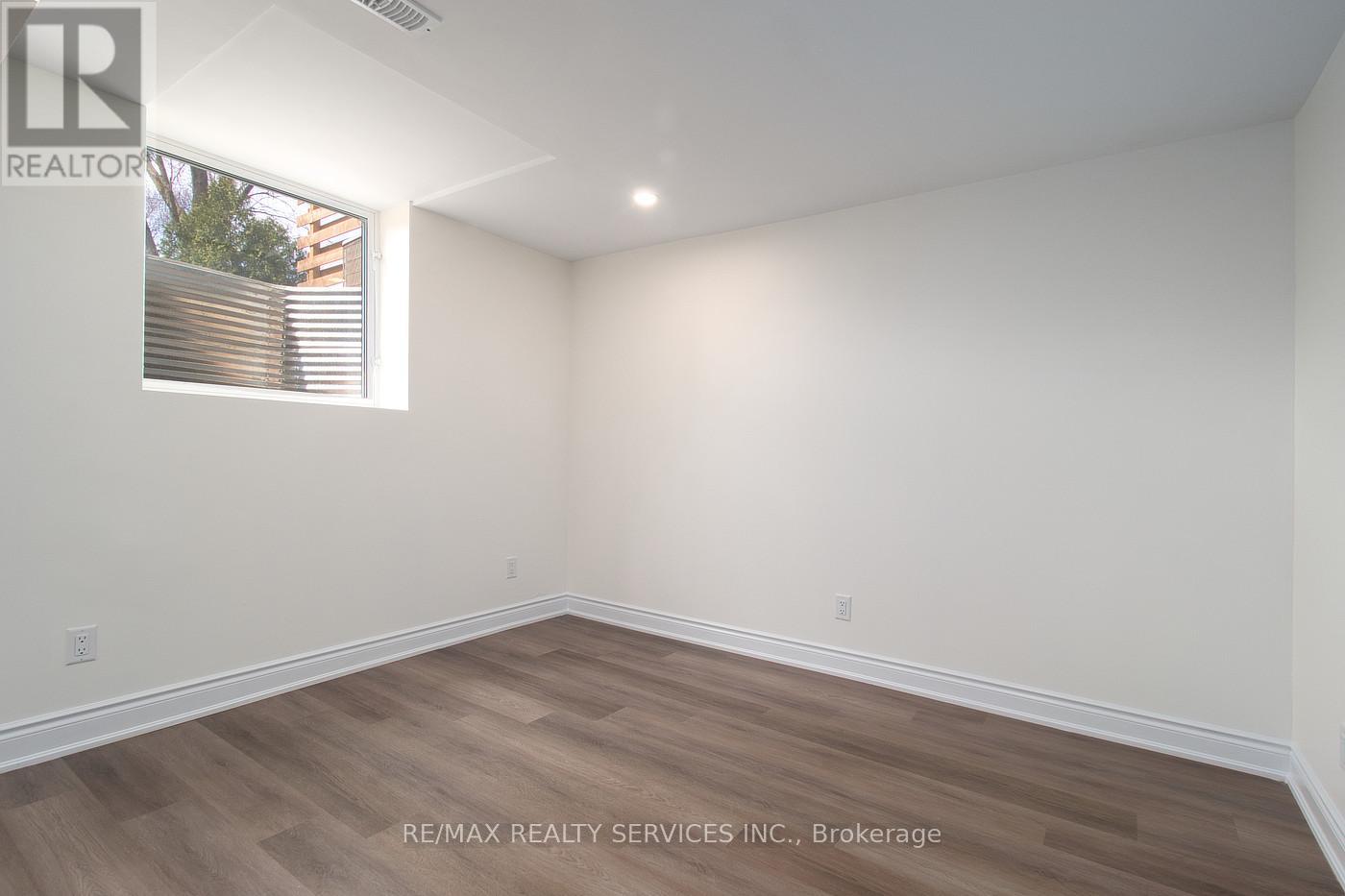 115 UPLANDS DRIVE, Kitchener, Ontario, N2M4X3 — Photo 21