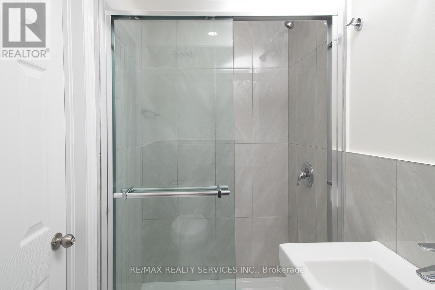 115 UPLANDS DRIVE, Kitchener, Ontario, N2M4X3 — Photo 23