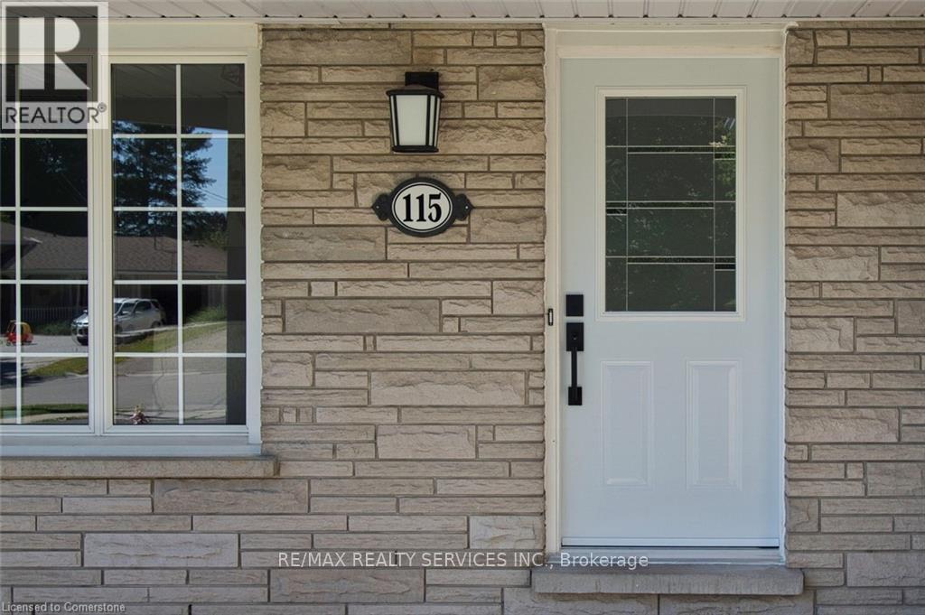 115 UPLANDS DRIVE, Kitchener, Ontario, N2M4X3 — Photo 3