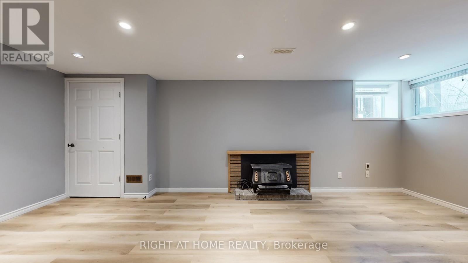 301 GARNER ROAD E, Hamilton (Ancaster), Ontario, L9G3K9 — Photo 37