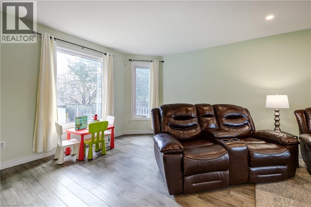 20 DERBYSHIRE Street, Ancaster, Ontario, L9G4X9 — Photo 10
