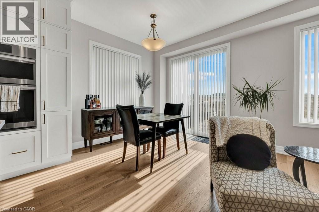 124 FORESTWALK Street, Kitchener, Ontario, N2R0S9 — Photo 10