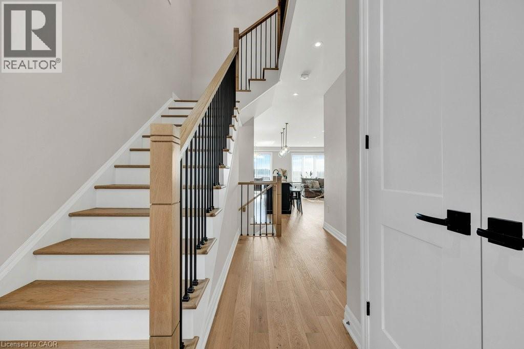 124 FORESTWALK Street, Kitchener, Ontario, N2R0S9 — Photo 5