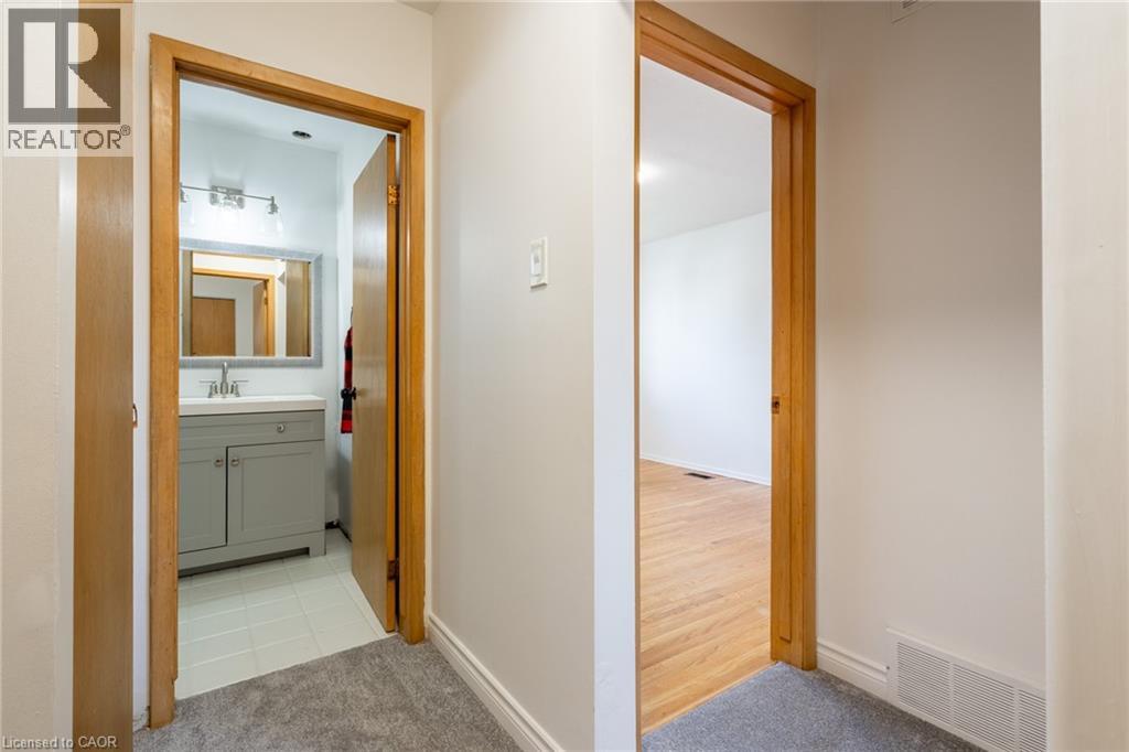 9 DIANNE Court, Hamilton, Ontario, L8T2T6 — Photo 16