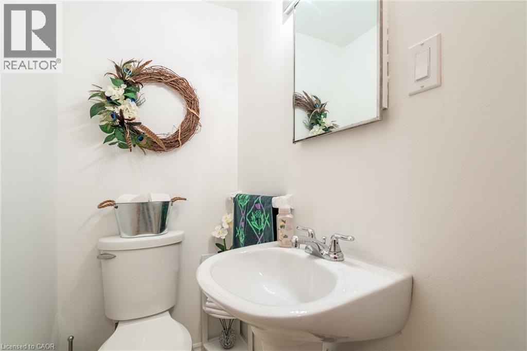 9 DIANNE Court, Hamilton, Ontario, L8T2T6 — Photo 32