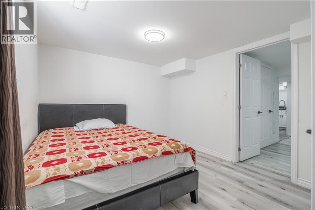 404 STONE CHURCH Road E Unit# Lower, Hamilton, Ontario, L9B2A1 — Photo 11