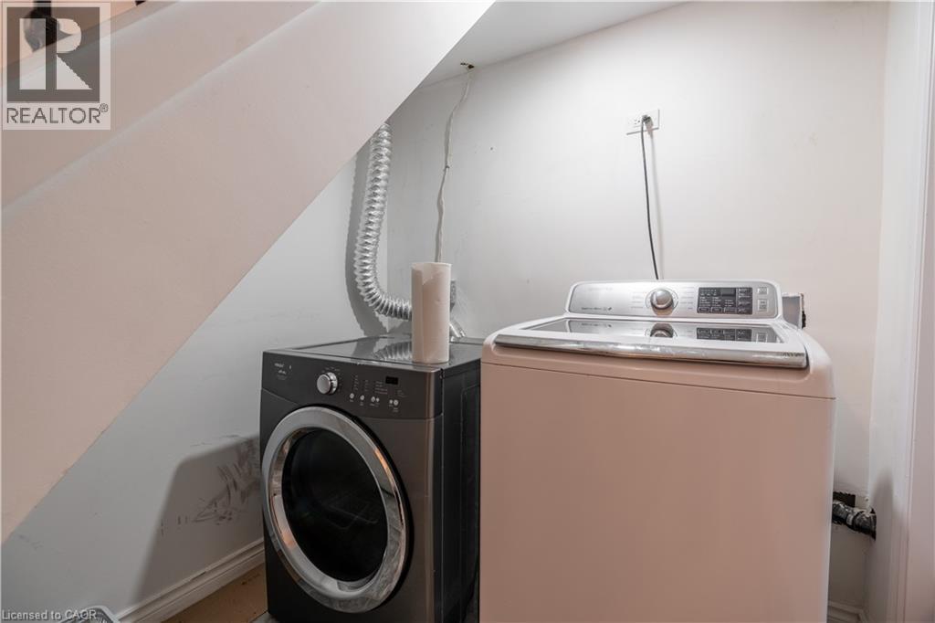 404 STONE CHURCH Road E Unit# Lower, Hamilton, Ontario, L9B2A1 — Photo 16