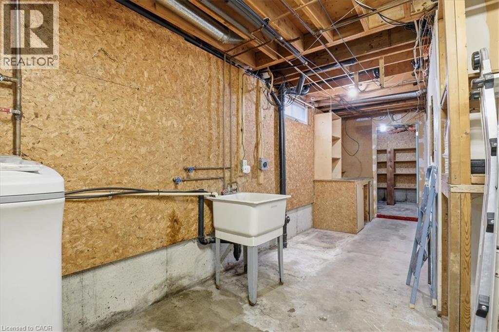 94 COLEBROOK Court, Kitchener, Ontario, N2E1Y8 — Photo 29