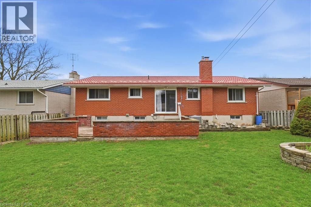 94 COLEBROOK Court, Kitchener, Ontario, N2E1Y8 — Photo 32