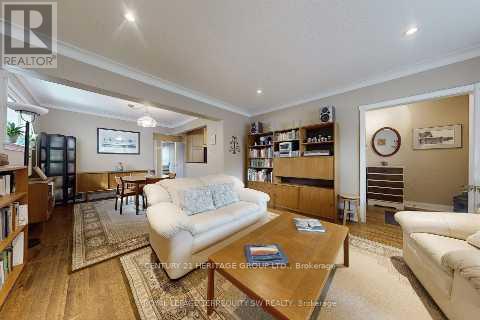 242 JOICEY BOULEVARD, Toronto (Bedford Park-Nortown), Ontario, M5M2V7 — Photo 4