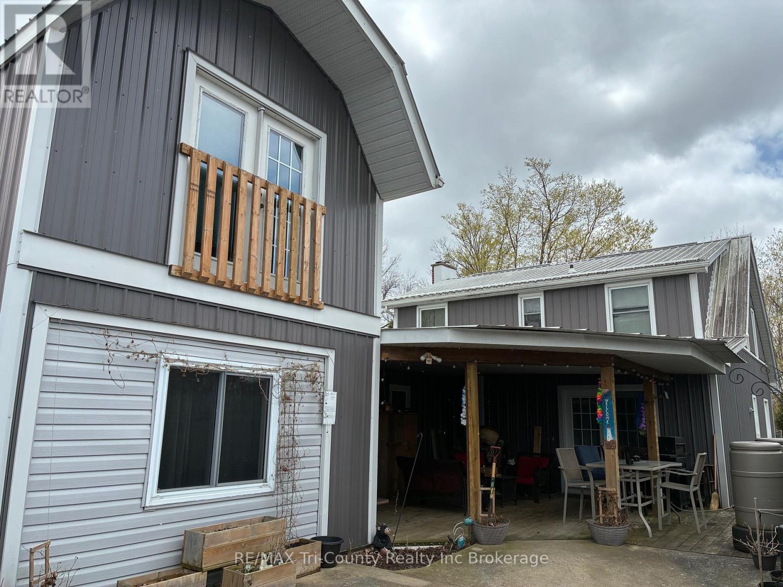 6 BIDWELL STREET, Tillsonburg, Ontario, N4G3T3 — Photo 4