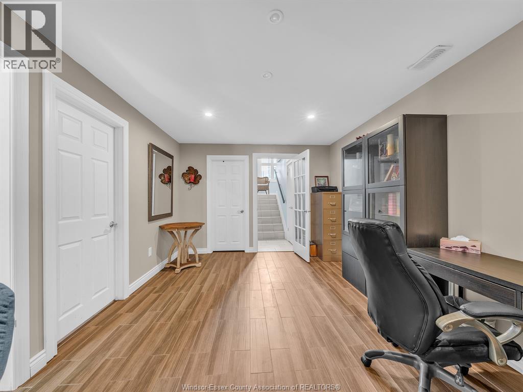 11944 THISTLEDOWN, Windsor, Ontario, N8P0B7 — Photo 29