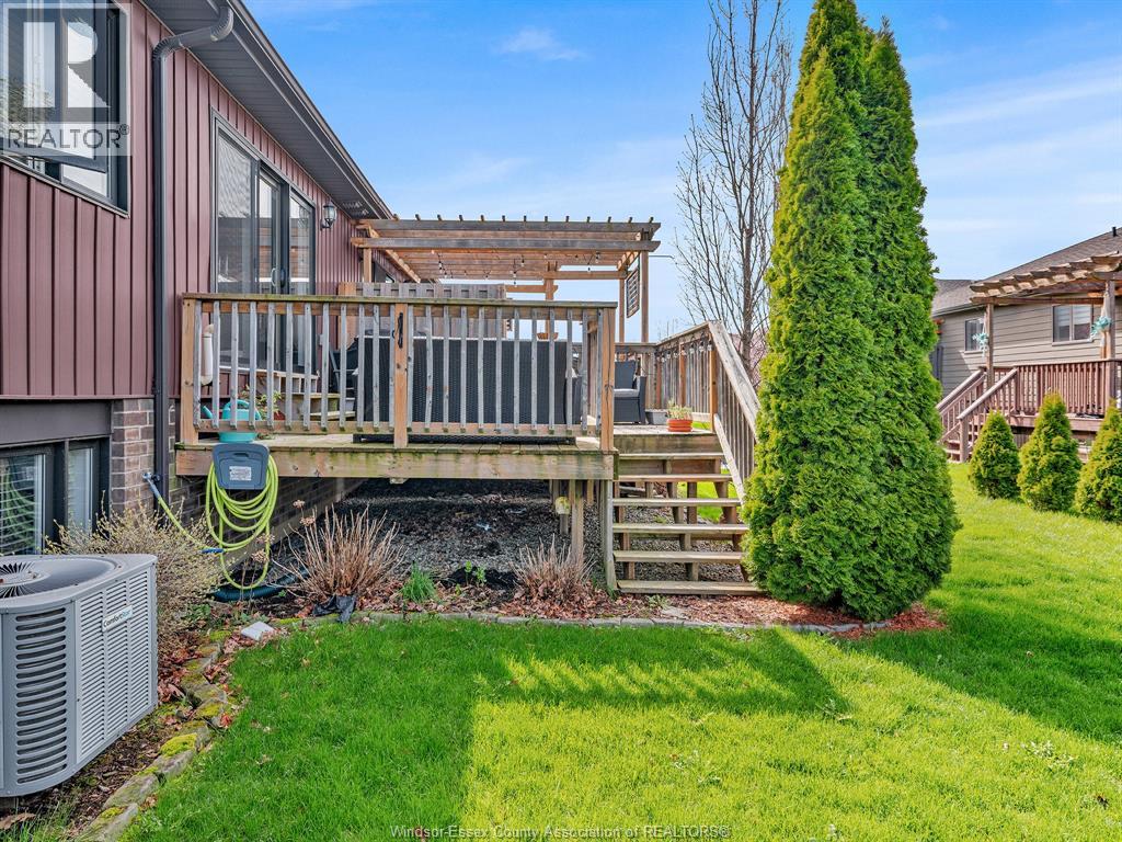 11944 THISTLEDOWN, Windsor, Ontario, N8P0B7 — Photo 33