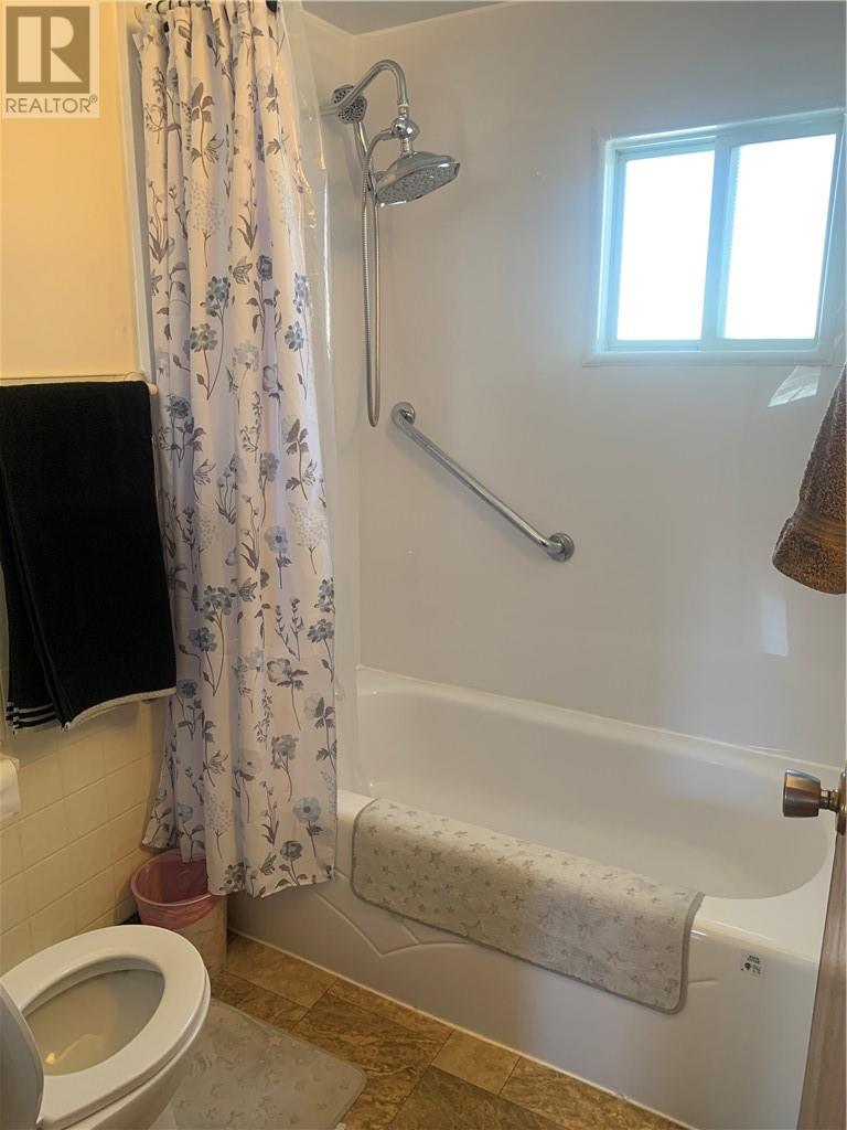 24 Young, Webbwood, Ontario, P0P2G0 — Photo 16