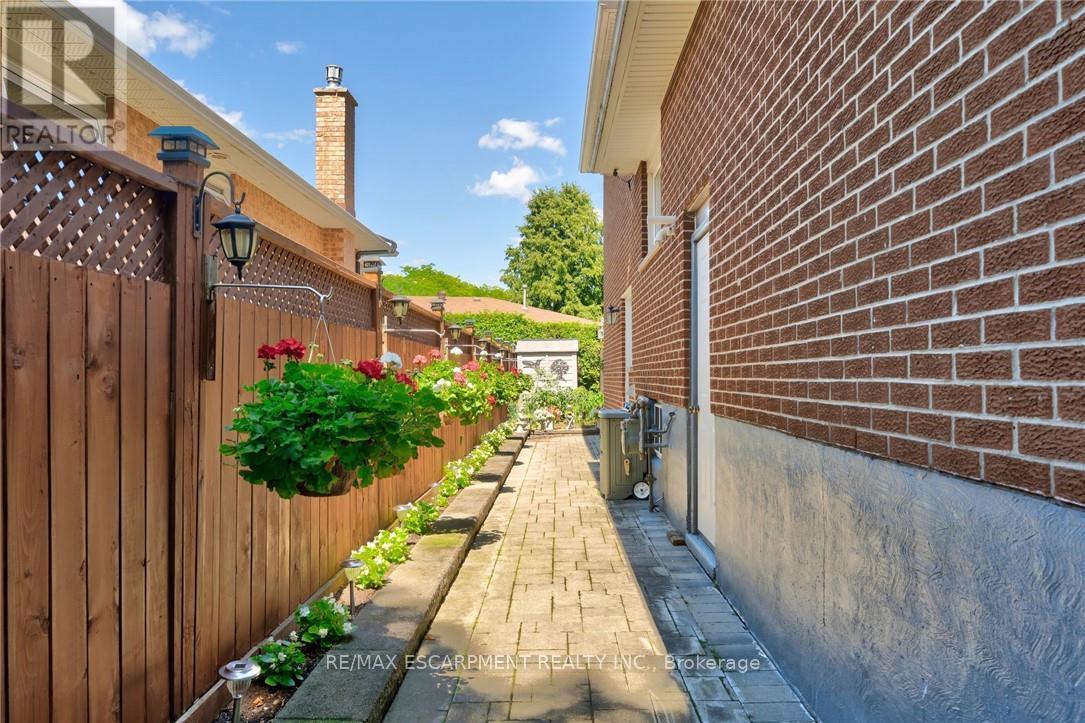 1149 DOWLAND CRESCENT, Burlington (LaSalle), Ontario, L7T4C7 — Photo 41