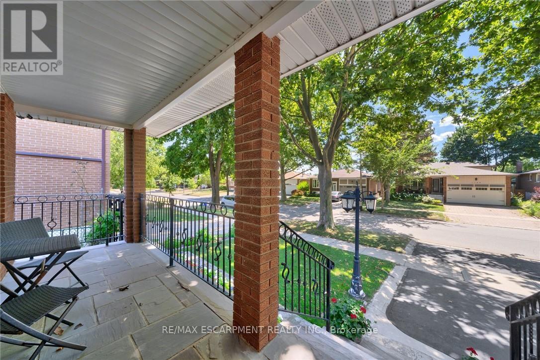 1149 DOWLAND CRESCENT, Burlington (LaSalle), Ontario, L7T4C7 — Photo 5