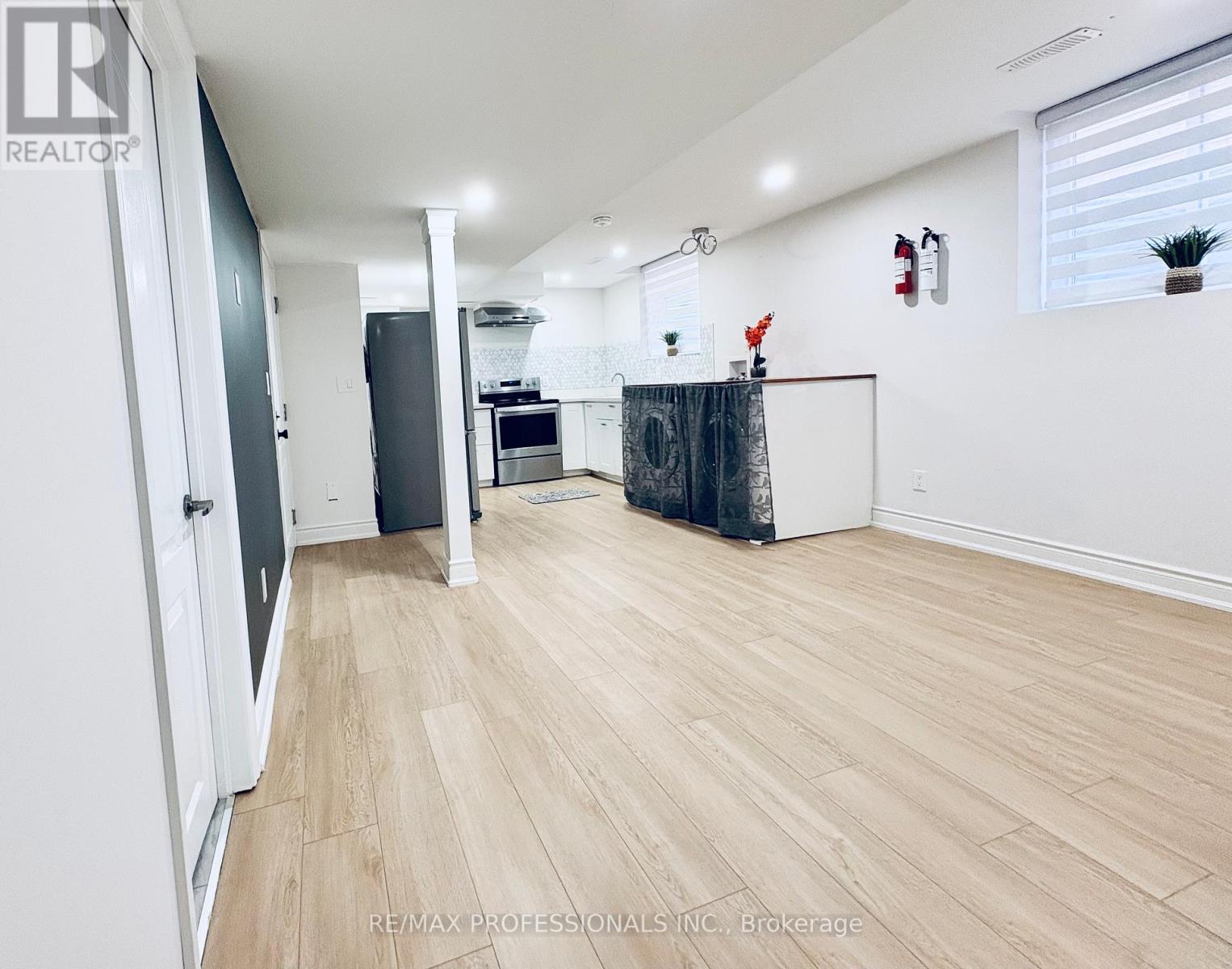 BSMT - 851 CLEMENS CRESCENT, Mississauga (East Credit), Ontario, L5V2S8 — Photo 5