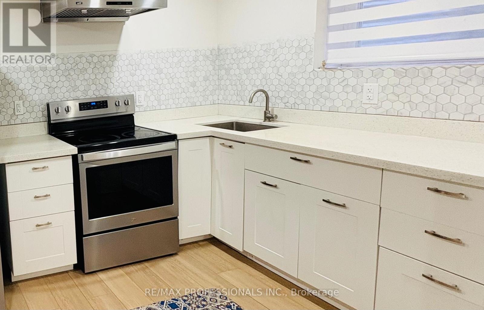 BSMT - 851 CLEMENS CRESCENT, Mississauga (East Credit), Ontario, L5V2S8 — Photo 8