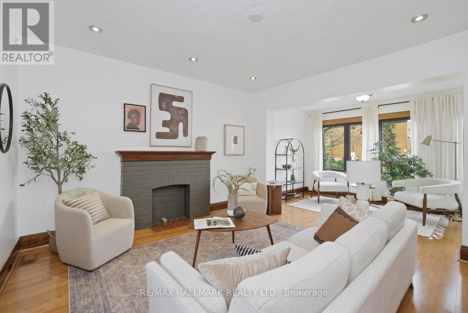 263 HUMBERCREST BOULEVARD, Toronto (Runnymede-Bloor West Village), Ontario, M6S4L5 — Photo 2