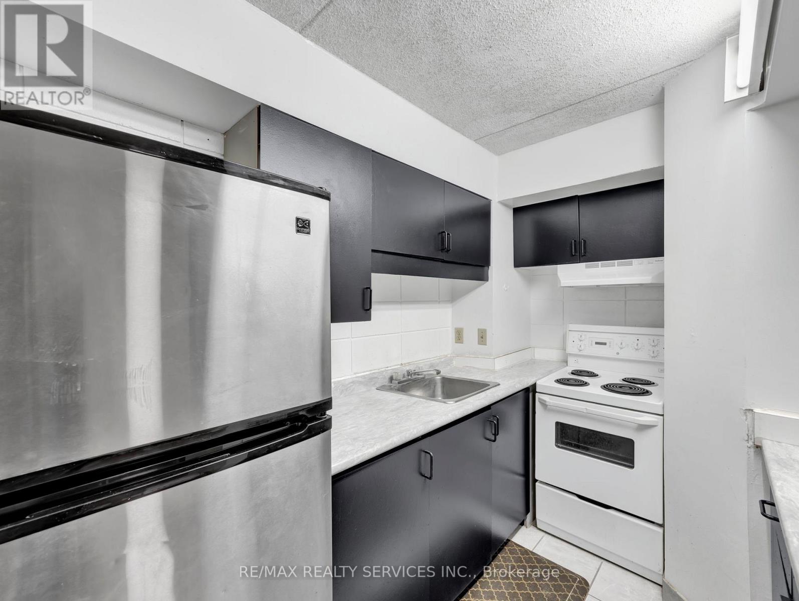 103 - 30 HICKORY STREET E, Waterloo, Ontario, N2J4L4 — Photo 9